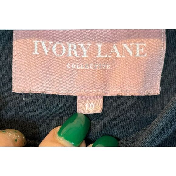 NWOT IVL Ivory Lane Collective Black Puffed IVL Logo Crewneck Sweatshirt Women's - Picture 6 of 10